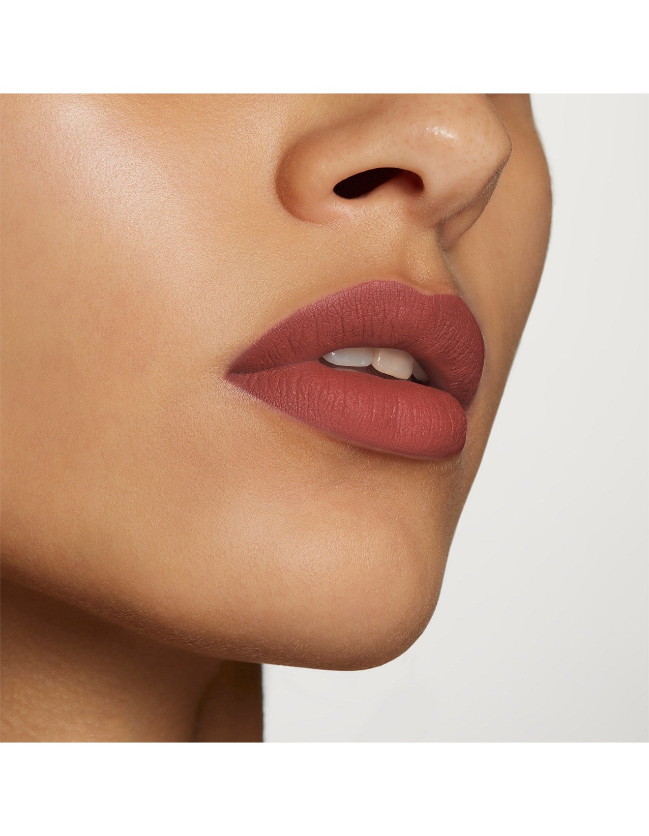 Gucci Liquid Soft Matte N° 208 They Met In Argentina Lipstick